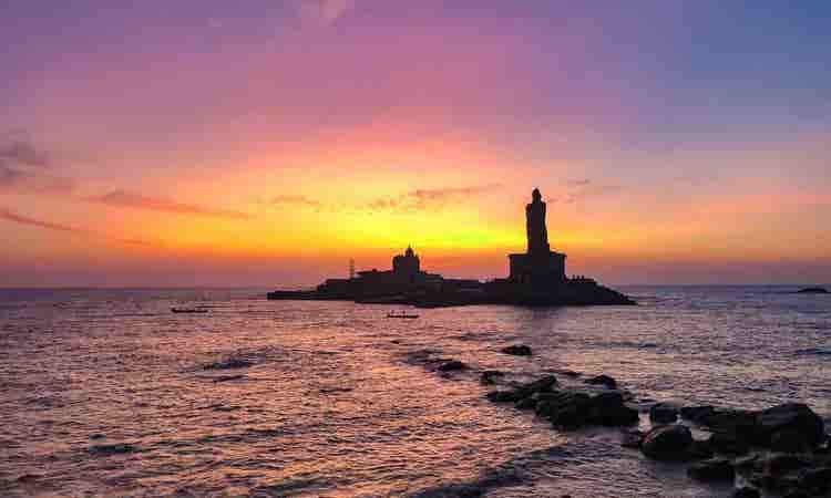 kanyakumari beach sun set